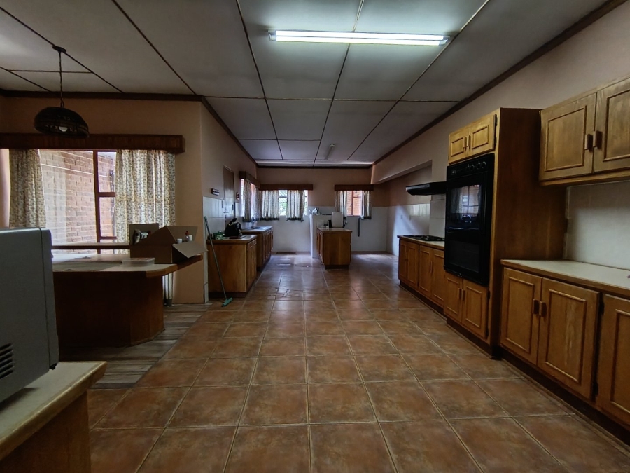 Commercial Property for Sale in Glen Free State